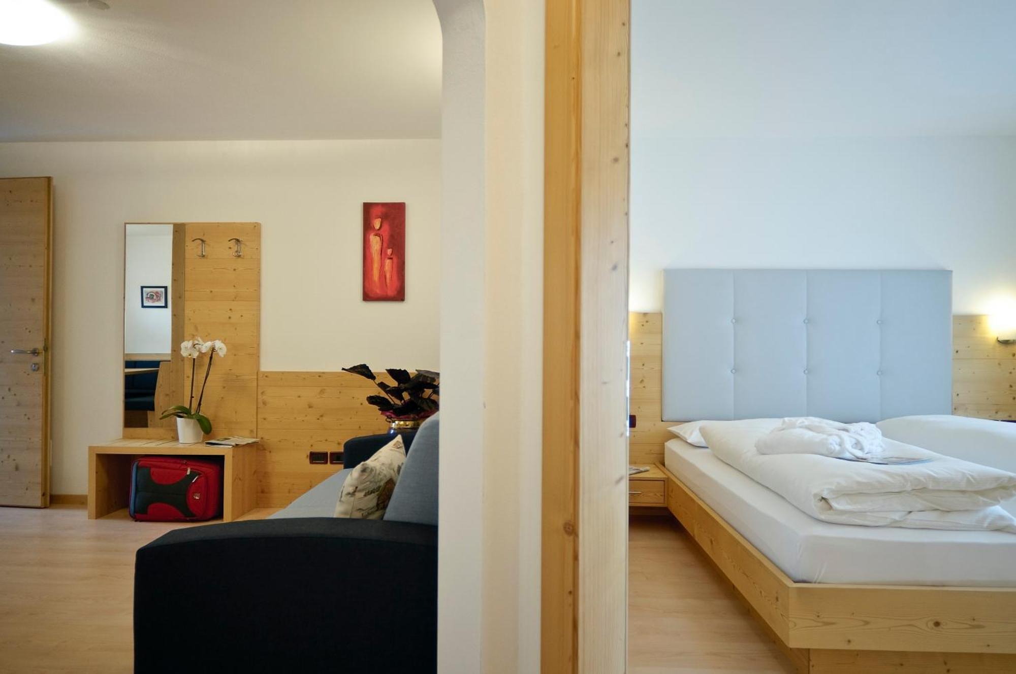 Residence Ciasa Mirasas Бадия Номер фото