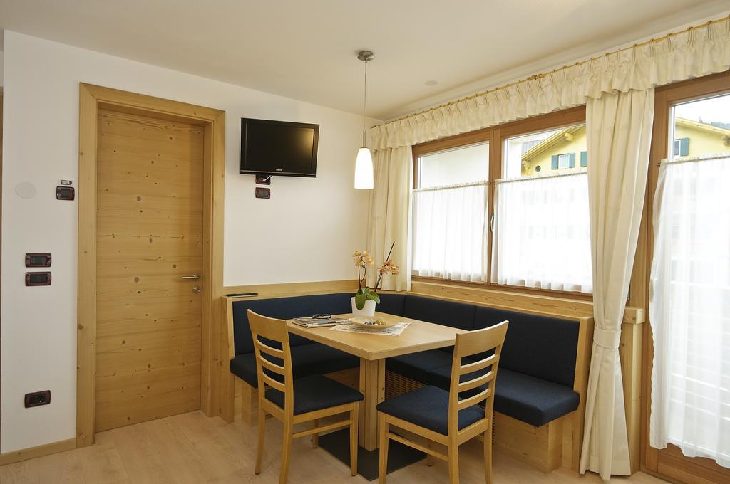 Residence Ciasa Mirasas Бадия Номер фото